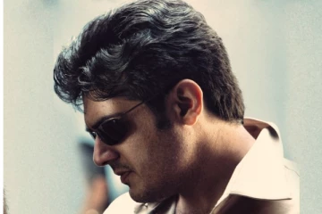 பெண் ஒருவரின் கேள்விக்கு நின்று பதிலளித்துவிட்டு சென்ற தல அஜித், வெளியான சமீபத்திய வீடியோ..