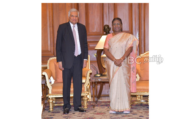 இந்திய குடியரசுத் தலைவரை சந்தித்தார் ரணில்(படங்கள்) | Ajit Doval Meet President Ranil In Delhi