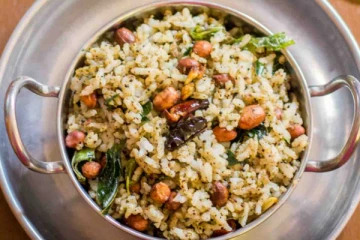 நாவூறும் சுவையில் வெற்றிலை சாதம்.., எப்படி செய்வது?