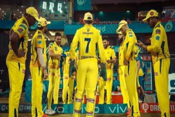 சிஎஸ்கே பிளே-ஆப் போறதுக்கு ஒரே வழிதான் இருக்கிறது - முன்னாள் இந்திய வீரர் கருத்து - தமிழ்நாடு