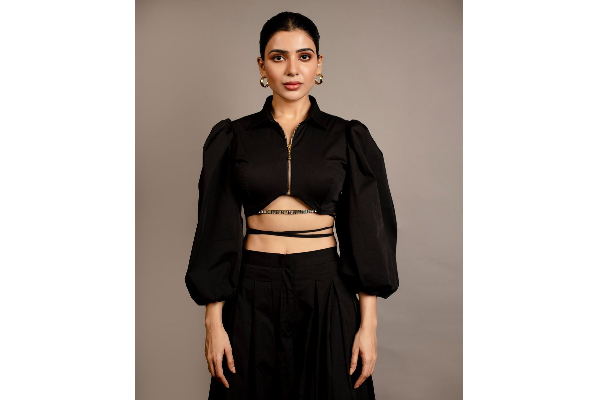 வித்தியாசமான உடையில் நடிகை சமந்தா.. இணையத்தில் பரவும் போட்டோஷூட் புகைப்படங்கள் | Samantha Latest Photoshoot Viral On Net