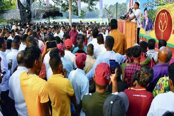 அரசியல் வட்டாரங்களில் பரபரப்பு ; அனுரவின் சொந்த மண்ணில் நாமலின் அரசியல் நகர்வு | Namal S Political Move In Anura S Homeland