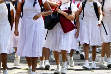 பாடசாலை மாணவர்களின் சீருடைக்கு செலவாகும் முழுத் தொகையையும் சீனா வழங்க இணக்கம்