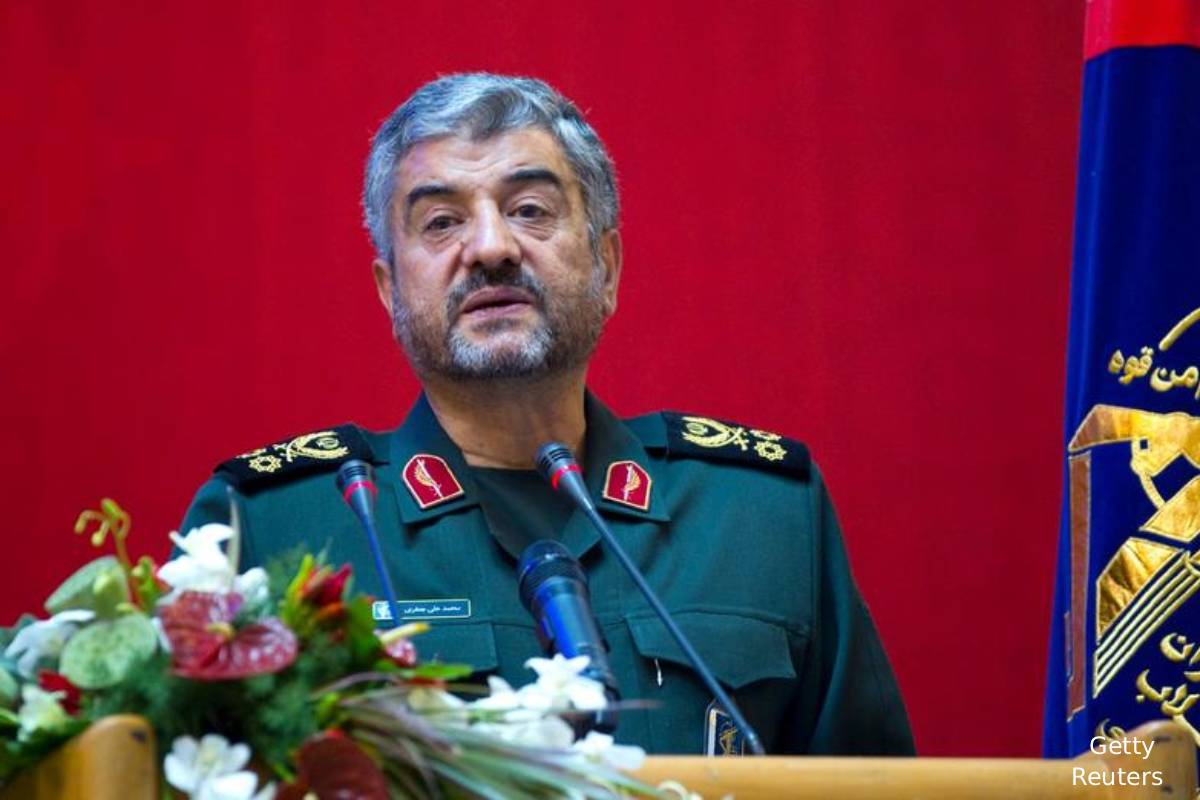 முக்கிய தலைவர்களை இழந்தும் அசராமல் போரிடும் ஈரான் - பின்னணியில் மொசைக் பாதுகாப்பு கோட்பாடு | Mosaic Defence Doctrine Continue To Fight Iran