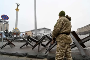 உக்ரைன் தலைநகரில் மீண்டும் அமுலுக்கு வந்த  ஊரடங்கு! மக்கள் வீடுகளைவிட்டு வெளியேற தடை