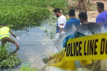 குளத்தில் மிதக்கும் பெண்ணின் சடலம் - பொலிஸார் விசாரணை