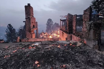 5,000 பேர்கள் வெளியேற்றம்... மொத்தமாக அழிந்த 200 வீடுகள்: வெளிவரும் பகீர் சம்பவம்