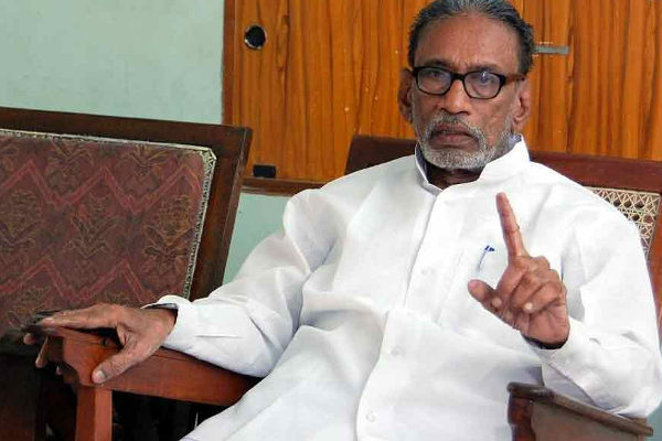 விடுதலைப் புலிகளின் தலைவர் இறந்துவிட்டார் என்பதை இலங்கை - இந்திய அரசுகள் நம்பாமல் இருக்கலாம்! பழ.நெடுமாறன் | Ltte Leader Prabhakaran Is Alive