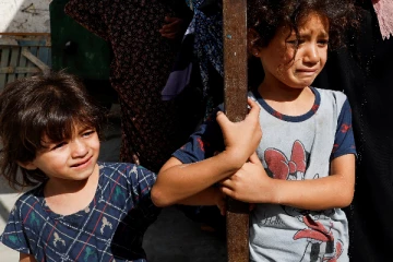 காசா போரில் குடும்பத்தை இழந்து சிறுவர்கள் தவிப்பு!