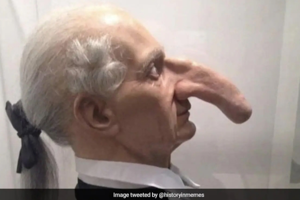 World Longest Nose உலகின் மிக நீளமான மூக்குடைய மனிதர்