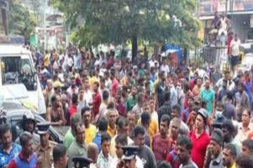 மாம்பழத்தால் தம்புள்ளையில் ஏற்பட்ட பதற்றம்.!