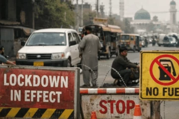 ඉන්ධන මිල ඉහළ යාමේ දෝංකාරයක් - පකිස්ථානයේ රාත්‍රී කාලයේ ලොක්ඩවුන් ක්‍රියාත්මකයි