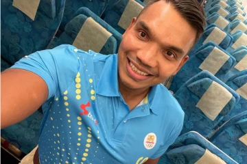 இலங்கை வீரர்களை வாழ்த்த ஜப்பான் பறந்து சென்ற அமைச்சர் நாமல்