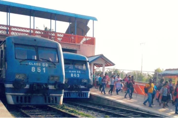 புகையிரத நிலைய உணவகத்தில் பெண் ஒருவருக்கு நேர்ந்த கதி