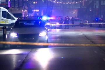 அமெரிக்காவின் இண்டியானாபொலிஸில் பயங்கர துப்பாக்கிச்சூடு: 2 டீன்ஏஜ் சிறுவர்கள் பலி!