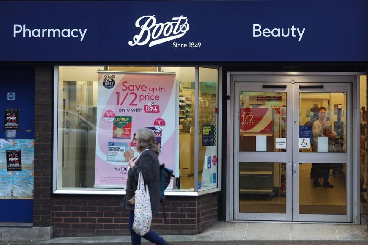 Boots நிறுவனத்திற்குப் புதிய உரிமையாளர்... மூன்று வழிகளில் இது உங்களைப் பாதிக்கக்கூடும் | Boots Has A New Owner