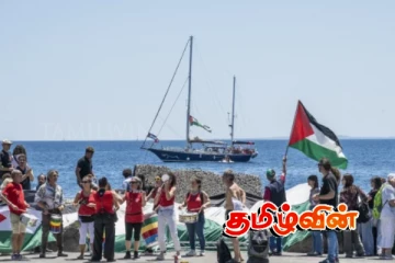 காசாவுக்கு உதவிகளை ஏற்றிச் சென்ற படகுகளை தடுத்து நிறுத்திய இஸ்ரேல்