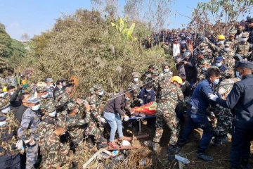 බිහිසුනු ගුවන්යානා අනතුරෙන් 40ක් ජීවිතක්ෂයට..! මුදා ගැනීමේ මෙහෙයුම් වල නවතම තත්වය මෙන්න..(VIDEO)