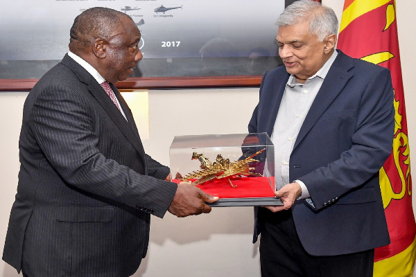 சிறில் ரமபோஷா மற்றும் ரணில் விக்ரமசிங்க-Cyril Ramaphosa and Ranil Wickramasinghe