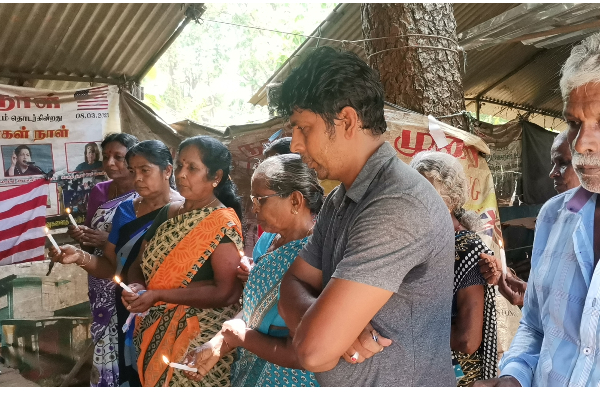 யாழ்.பொது நூலக அழிப்பு ஒரு இனப்படுகொலை: காணாமல் ஆக்கப்பட்டோரின் உறவுகள்  (Photos) | Gajendrakumar Should Call For A Referendum