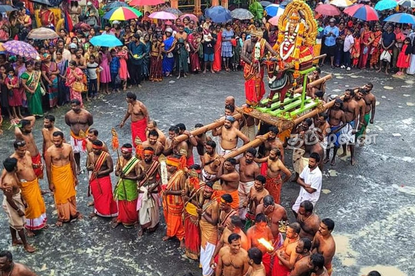 நல்லூரான் உட்பட வடக்கு ஆலயங்களில் இடம்பெற்ற சூரசம்ஹார நிகழ்வுகள் (Photos) | Surasamhara Event Of Nallur Gandhaswamy Temple