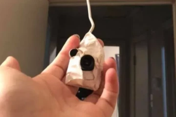 மருத்துவமனை கழிவறையில் ரகசிய கேமரா ; ஆபாச படம் எடுத்த வைத்தியரால் அதிர்ச்சி