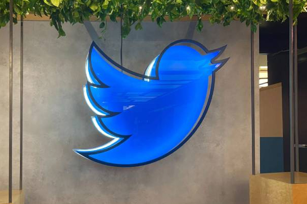 டுவிட்டர் ஊழியர்களுக்கு அதிரடி உத்தரவை விடுத்த எலான் மஸ்க்! | Twitter Staff Weekly 80 Hours Work Elon Musk Order