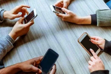 வகுப்பறைகளில் எண்மயக்கருவிகளின் பயன்பாட்டிற்கு தடை