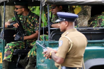 போதைபொருள் தேடுதலுக்கு சென்ற பொலிஸாரை தாக்கிய பெண்