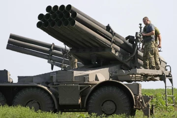 உக்ரைனில் தீவிரமடையும் போர்! 70,000 பேர் வெளியேற்றம்