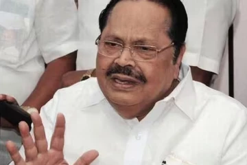 என்ன பவரே இல்லை என்ன பண்றீங்க ? திமுக கூட்டத்தில்பொறியாளரை கடிந்துகொண்ட அமைச்சர் துரைமுருகன்