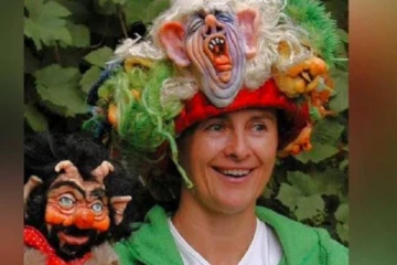 வேண்டும் என்றே கொரோனாவை வரவழைத்த பெண்ணுக்கு நேர்ந்த கதி! வேதனையில் தவிக்கும் மகன்