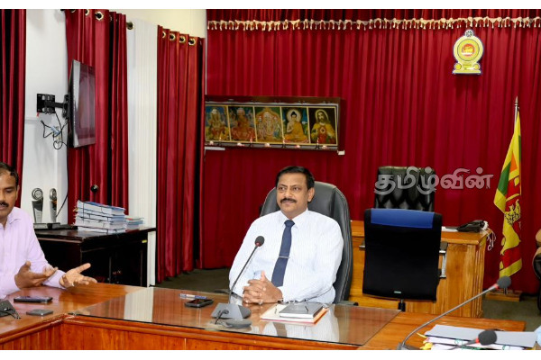 யாழில் வெள்ள அனர்த்த பாதிப்பு: கொடுப்பனவுகளை விரைவாக வைப்பிலிடுமாறு அரச அதிபர் பணிப்பு | Deposit The Payments Quickly Jaffna