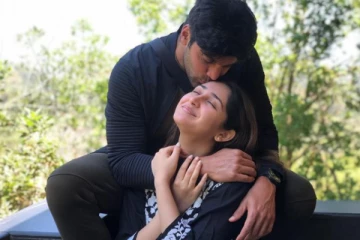 குழந்தை பிறந்த பின்னர் நடிகை சாயிஷா எப்படி இருக்கின்றார் தெரியுமா? முதன் முறையாக வெளியான புகைப்படம்