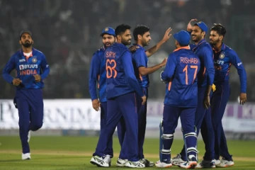 இறுதி ஓவரில் ரிஷப் பன்ட் அதிரடி! சூரியகுமார் யாதவ் அரைசதம்; முதல் டி20 போட்டியில் இந்தியா அபார வெற்றி