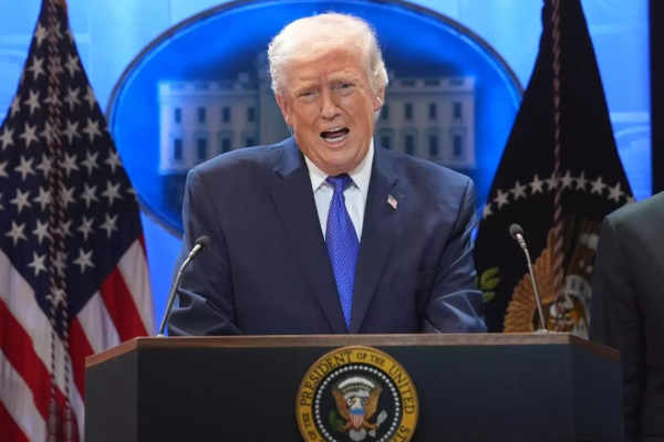 ட்ரம்ப் மீது கடும் அதிருப்தியில் அமெரிக்க மக்கள்! புதிய கருத்துக்கணிப்பில் அதிர்ச்சி தகவல் | Americans Are Unhappy With Donald Trump S Policies