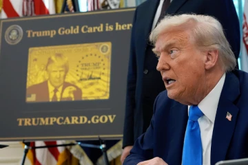 தங்கம் மற்றும் பிளாட்டினம் அட்டையை அறிமுகப்படுத்தும் டிரம்ப் - என்ன கட்டணம்? எப்படி பெறுவது?