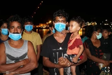வடக்கு கிழக்கு தமிழ் மக்கள் நாட்டை விட்டு வெளியேறுவது ஏன் - அமைச்சர் விடுத்த அறிவிப்பு