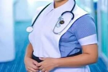 கடமை முடிந்து பேருந்துக்காக காத்திருந்த தாதிக்கு ஏற்பட்ட நிலை