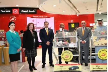 வெளிநாட்டில் இலங்கையருக்கு லொட்டரியில் அடித்த அதிர்ஷ்டம்! வெளியான புகைப்படம்