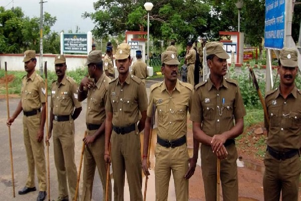 தோண்ட தோண்ட சிலைகள் -பெண் பொறியியலாளரின் வீட்டில் பரபரப்பு | Old Statues Identified In Software Engineer House
