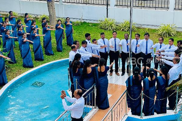 புதிய வருடத்துக்கான கடமைகளை ஆரம்பித்தல் : அரச ஊழியர்கள் சத்திய பிரமாணம் | Start Duties For 2026 Government Servants Oath