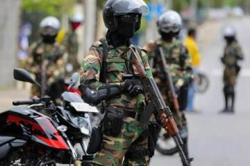 பொலிஸாருடன் கைகோர்க்கும் இராணுவத்தினர்! களமிறக்கப்பட்டுள்ள படையினர்