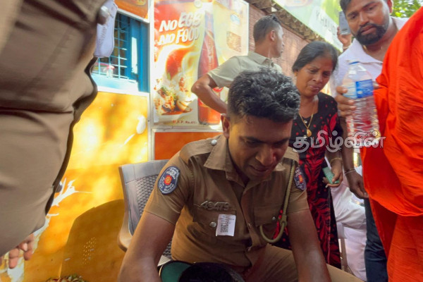 ரணிலுக்கு ஆதரவான போராட்டத்தில் பொலிஸாரை தாக்கியவர் கைது | Ranil Wickremesinghe Arrested Colombo Protest