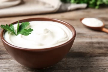 தயிருடன் மறந்தும் சாப்பிடக்கூடாத உணவுகள்! மீறினால் ஆபத்து ஜாக்கிரதை