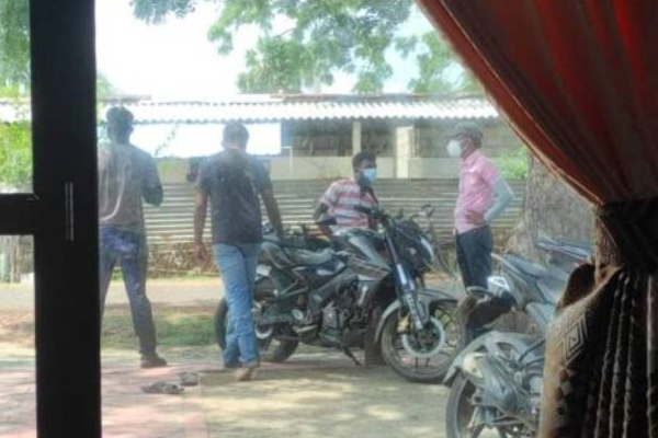 பொலிஸாரின் தீவிர கண்காணிப்பில் முல்லைத்தீவு ஊடாக அமைப்பு கட்டிடம்! | Organization Building Mullaitivu Police Surveillan