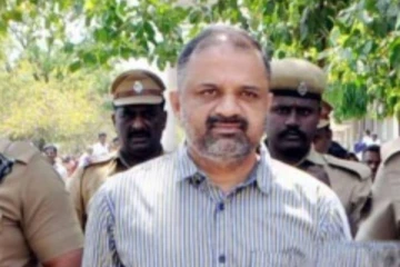 தமிழக முதல்வரின் அலுவலகத்தில் பொது தகவல் அதிகாரியிடம் பேரறிவாளன் மனு!