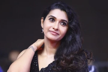 11 வயது வித்தியாசமுள்ள நடிகனுக்கு ஜோடியாகும் பிரியா பவானி ஷங்கர்.. யார் அந்த நடிகர் தெரியுமா