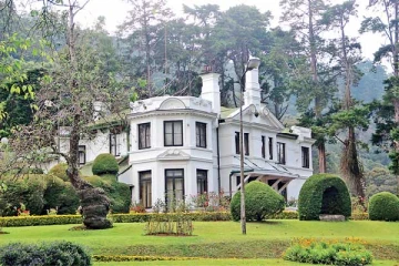 நுவரெலியாவில் புது வருட விடுமுறையை கழிக்கும் நாடாளுமன்ற உறுப்பினர்கள்