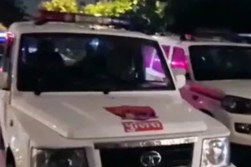 வெட்டிய தலையுடன் காவல்நிலையம் சென்ற தந்தை மகன் - அதிர்ந்த போலீசார்